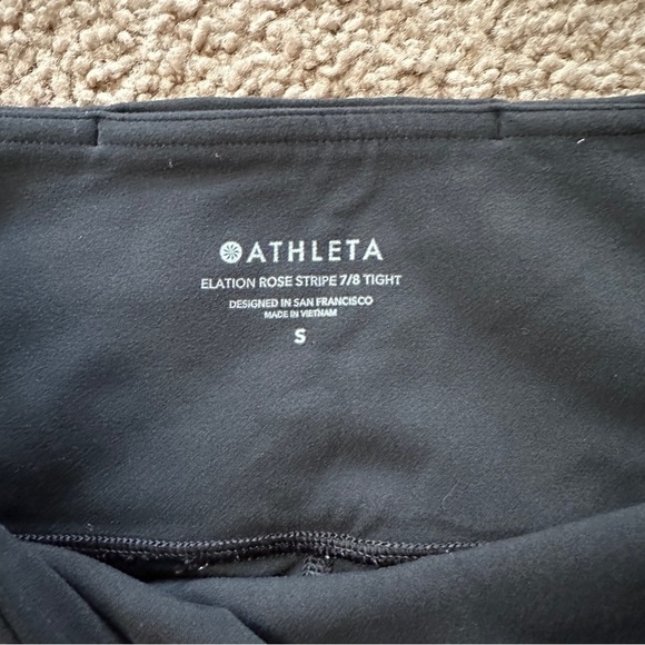 Athleta Women's Black & White Elation Rose Stripe 7/8 Tights in Powervita sz S - Picture 6 of 12